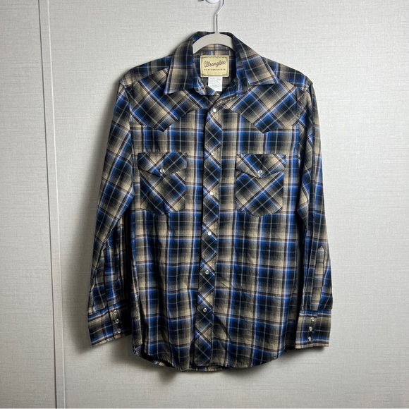 Wrangler Other - Wrangler Blue and Brown Casual Button‎ Down Shirt